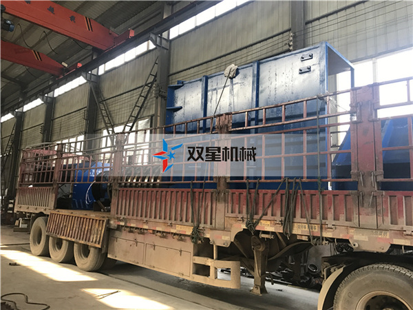 皓星<a href='http://www.sffyiuj.cn/1/55.html' target='_blank'><span>斷橋鋁粉碎機(jī)</span></a>設(shè)備發(fā)貨現(xiàn)場