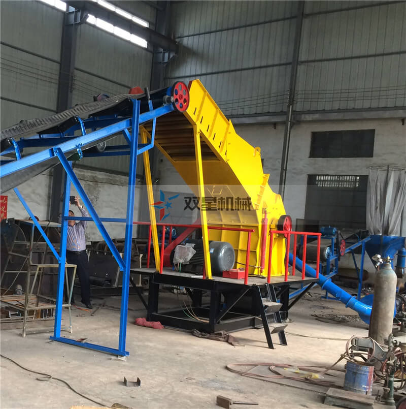 皓星<a href='http://www.sffyiuj.cn/1/54.html' target='_blank'><span>廢鋁粉碎機(jī)</span></a>生產(chǎn)線(xiàn)安裝現(xiàn)場(chǎng)