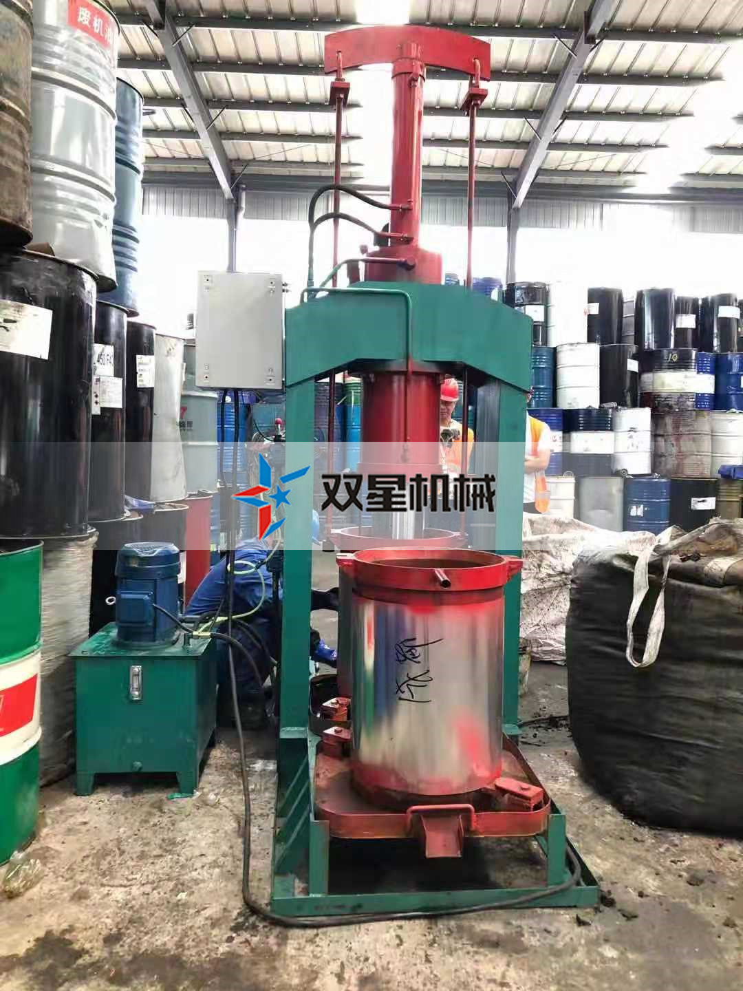 機(jī)油濾芯粉碎機(jī)多少錢？