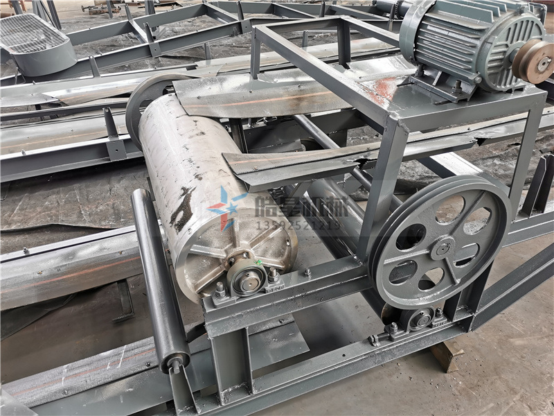 <a href='http://www.sffyiuj.cn/1/54.html' target='_blank'><span>廢鋁粉碎機(jī)</span></a>配件-磁力分選機(jī)