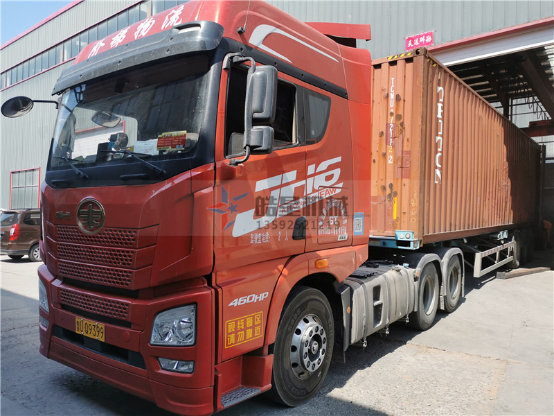 金屬粉碎機廢鋁粉碎機設(shè)備廠家發(fā)貨