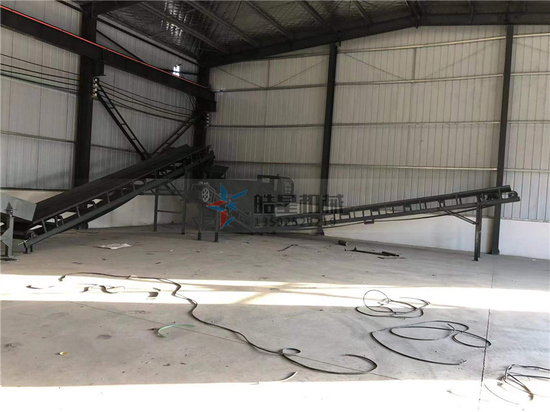 金屬粉碎機生產(chǎn)線