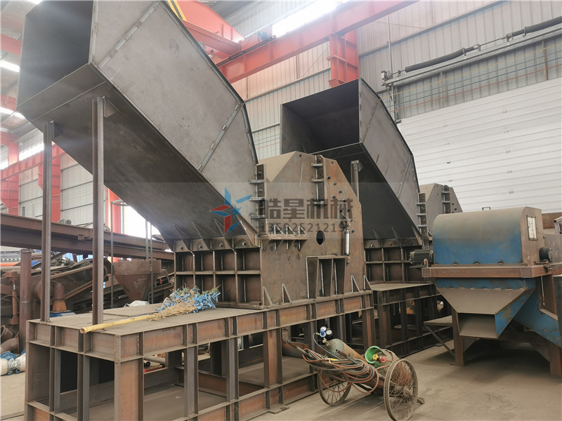 金屬粉碎機(jī)金屬破碎機(jī)設(shè)備廠家設(shè)備車間實(shí)拍